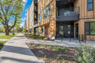 Building Photo - 1601 Park Ave
