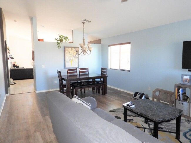 Foto del edificio - Corona de Tucson 3 Bed 2 Bath Single Story...