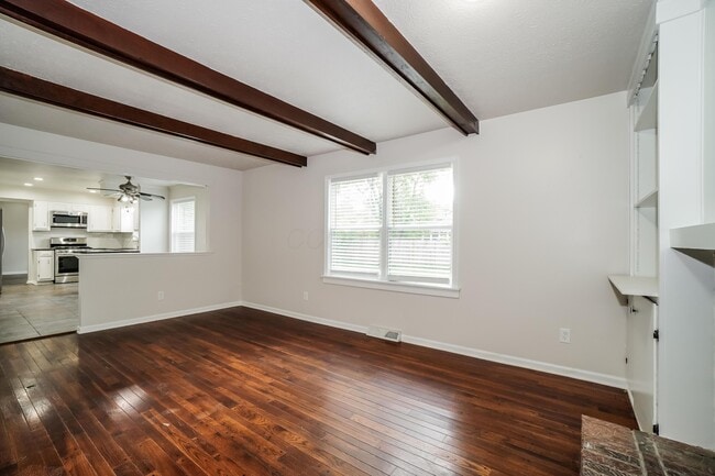 Building Photo - 1881 Faymeadow Ave