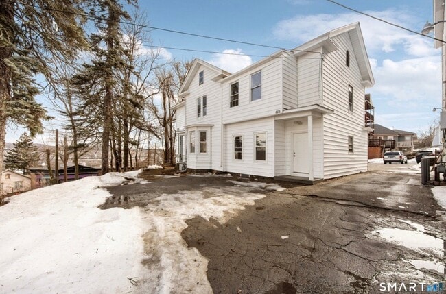 465 Washington Ave
