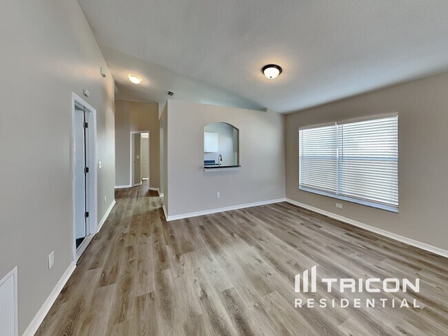 Foto del edificio - 904 Lake Shore Ranch Dr