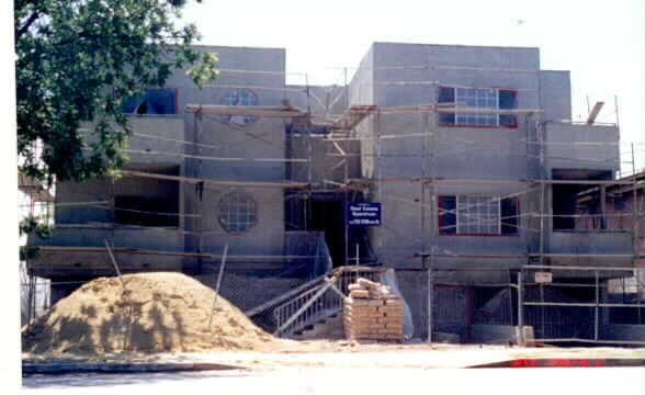 Building Photo - 4915 Coldwater Canyon Av