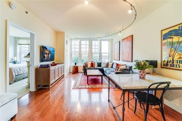 Foto del edificio - 1125 Maxwell Ln