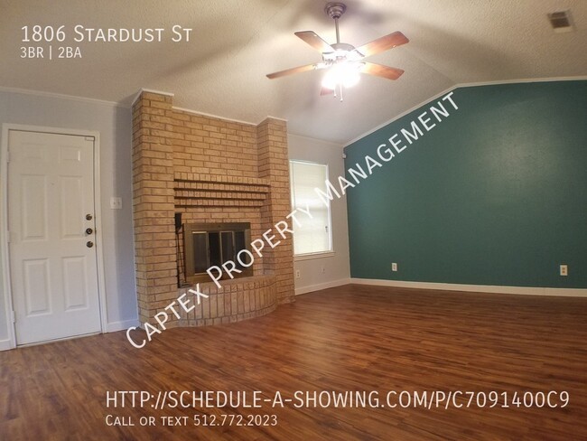 Building Photo - 1806 Stardust St