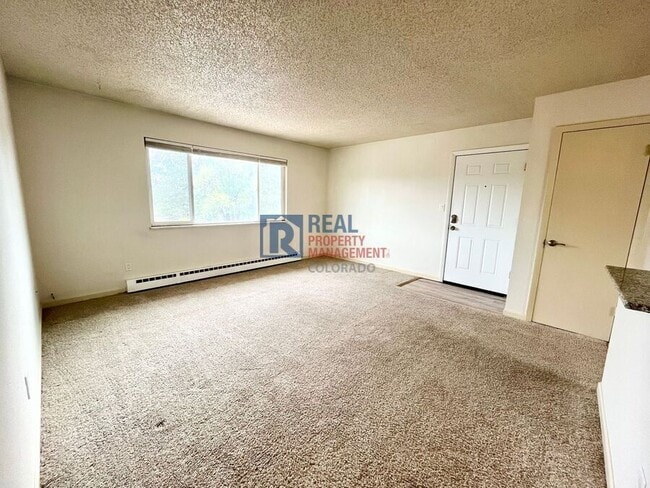 Foto del edificio - 2028 Friendship Pl