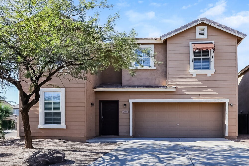 Foto principal - 2656 S 89th Ave