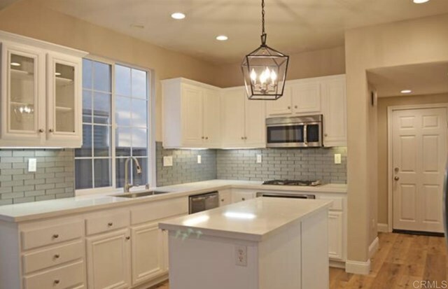 Foto del edificio - 960 Avalon Way