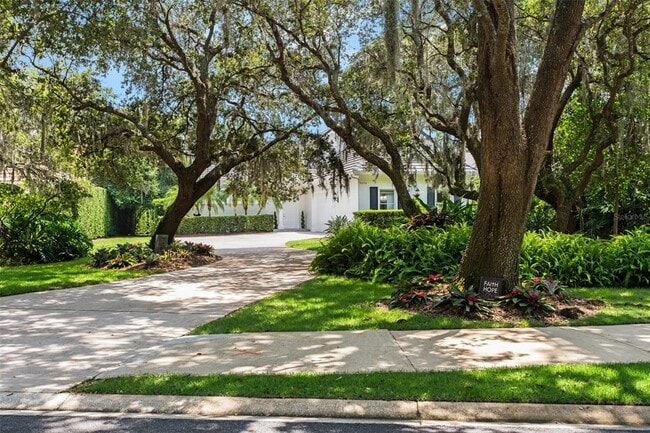 Foto del edificio - 9656 Bryanston Dr