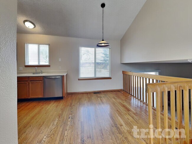 Foto del edificio - 5525 E 130th Dr