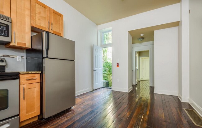 Foto del edificio - 3830 Baring St