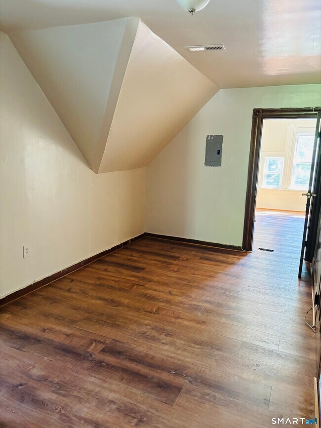 Building Photo - 1311 Park Ave