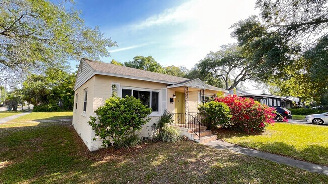 Building Photo - Beautiful Renovated Home In College Park!