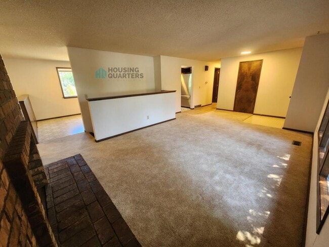 Building Photo - 1121 S Glenbrook Ct