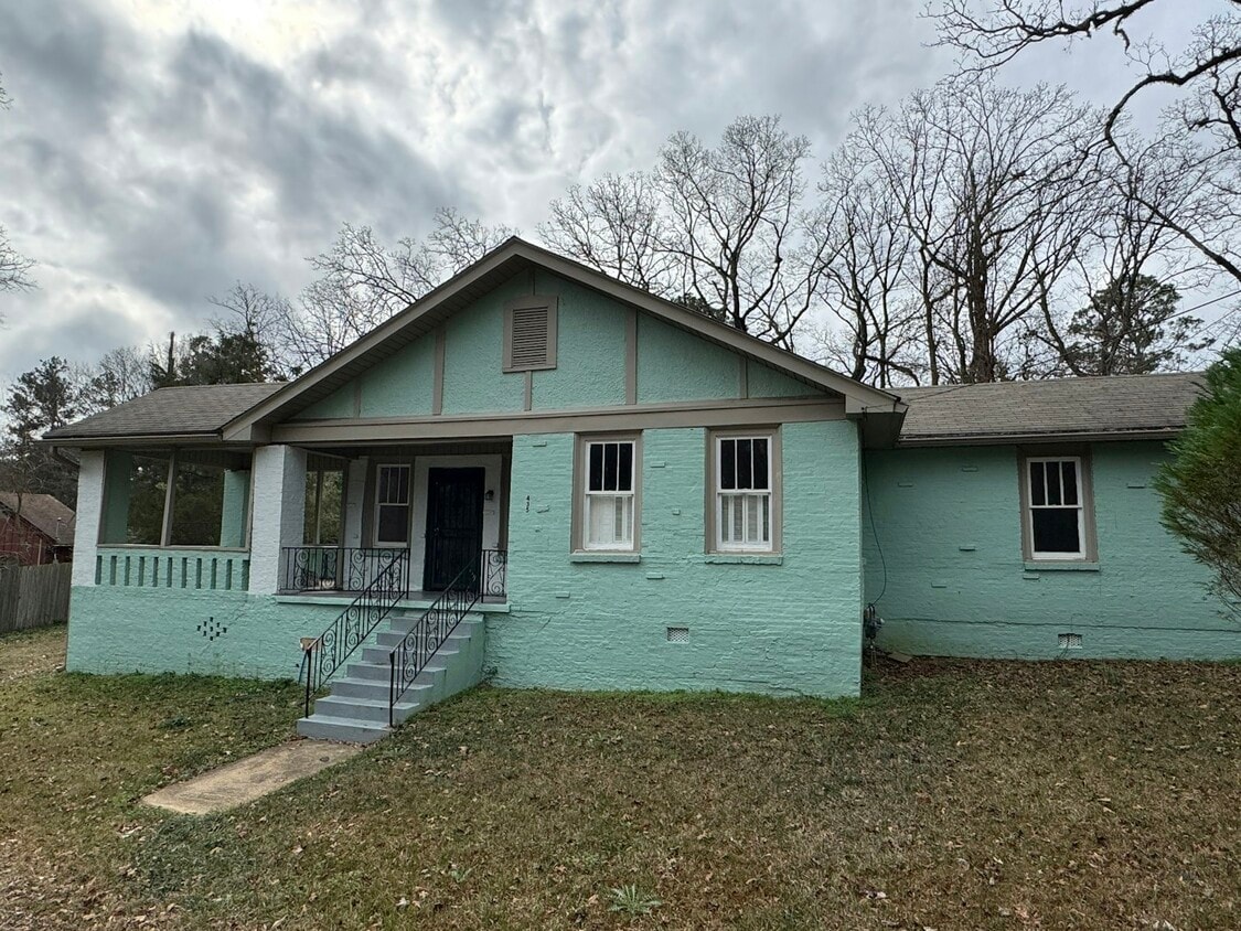 Photo - 435 Alta Woods Boulevard