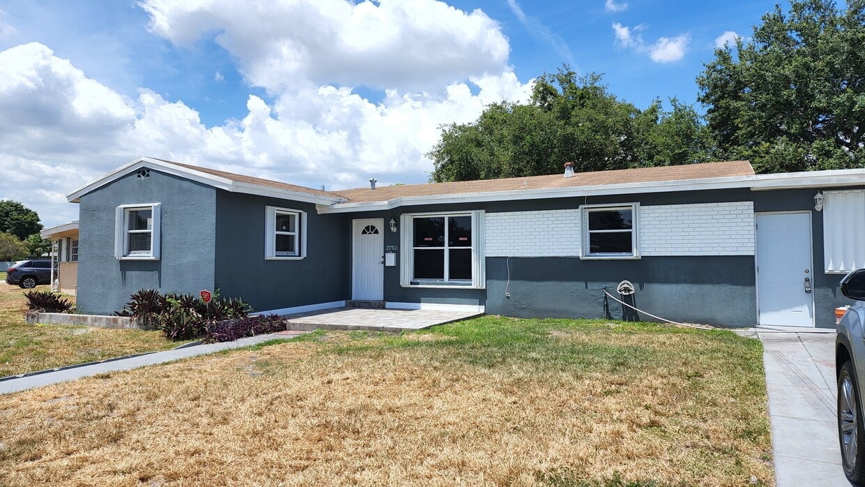 2750 SW 64th Way, Miramar, FL 33023 House for Rent in Miramar, FL