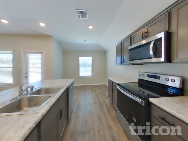 Building Photo - 3612 Skelton St