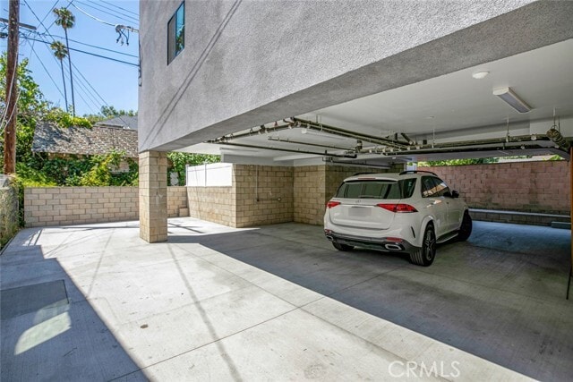 Foto del edificio - 1615 Winona Blvd