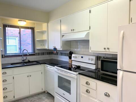 Foto principal - 654 Eastmoor Blvd