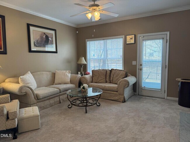 Foto del edificio - 2044 Metacomet Way