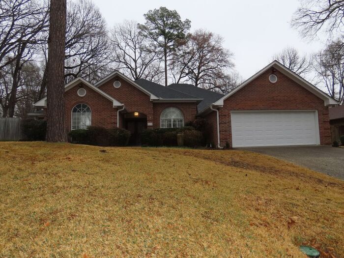 Primary Photo - Gorgeous 4 Bedroom, 2 1/2 Bath in South Ty...