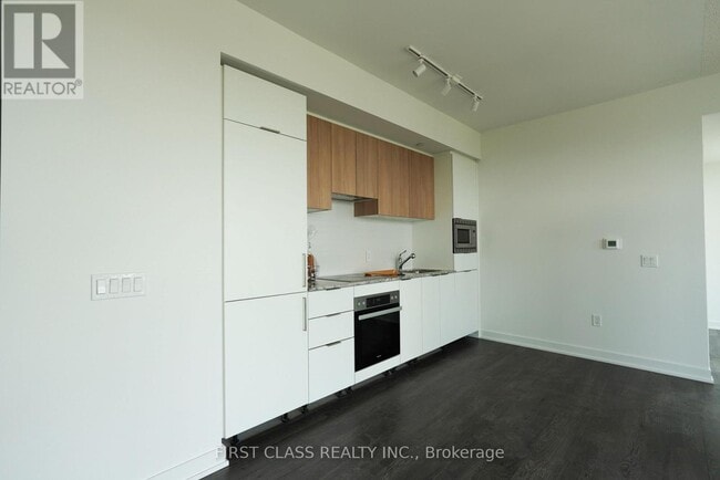Building Photo - 50 O'Neill Rd