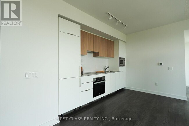 Photo du bâtiment - 50 O'Neill Rd