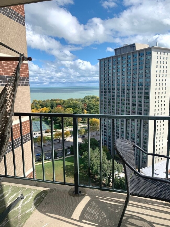 Building Photo - 3660 N Lake Shore Dr.