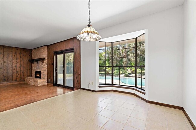 Building Photo - 8860 Dawes Point Dr