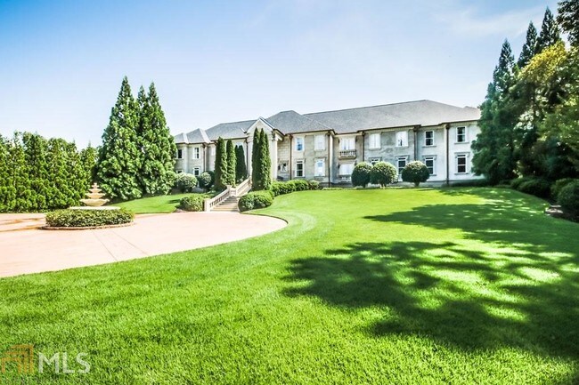 Foto del edificio - 9620 Cedar Grove Rd