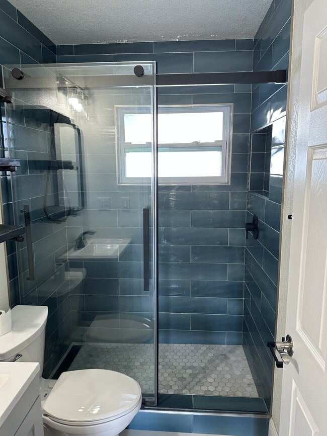 Photo - 1814 53rd St S House