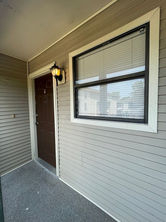 Building Photo - Condo: Brightside Park