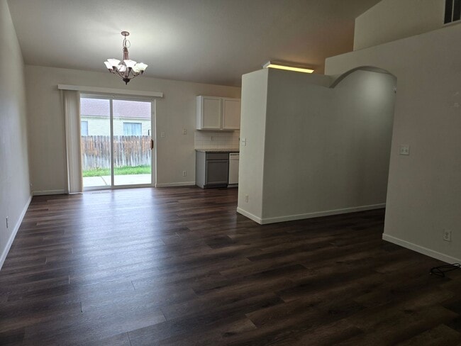 Building Photo - 3 Bedroom, 2 Bath Home for Rent