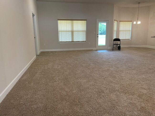 Foto del edificio - 5236 NW Iredell St