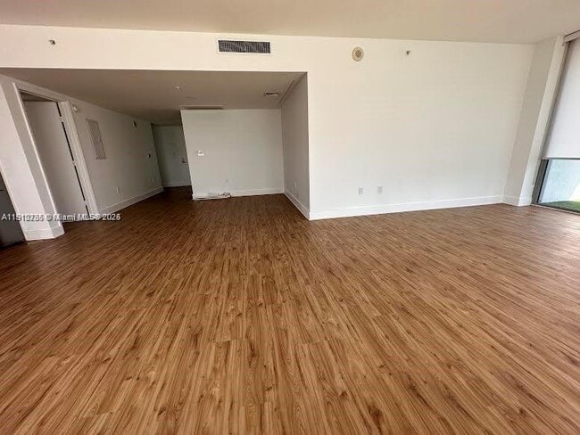 Foto del edificio - 92 SW 3rd St