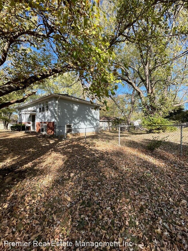 Building Photo - 3 br, 1.5 bath House - 7500 E 76th St