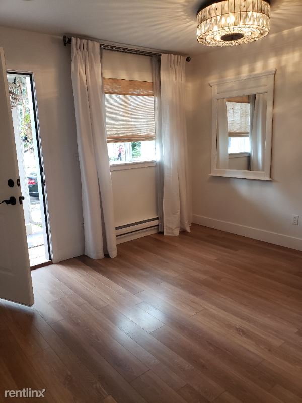 Building Photo - 3 br, 1.5 bath House - 7104 Carmichael Ave SE