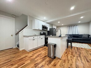 Building Photo - 38 Clifton Ave