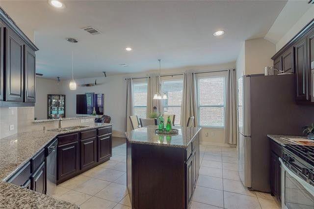 Foto del edificio - 3929 Muscadine Dr