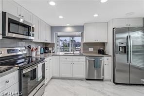 Building Photo - 455 Bayside Ave