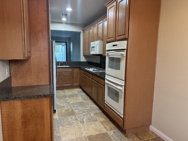 Building Photo - 41556 Via Arbolitos