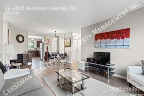 Photo du bâtiment - 2 Bedroom Main Level Townhouse