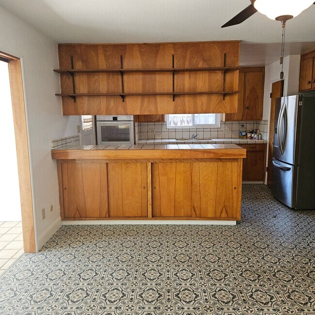 Foto del edificio - Charming 3 Bedroom Home with Sunroom