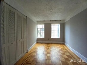 Building Photo - 221 E 23rd St