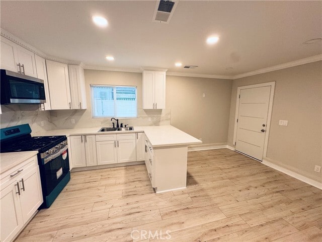 Building Photo - 3616 W 59th St