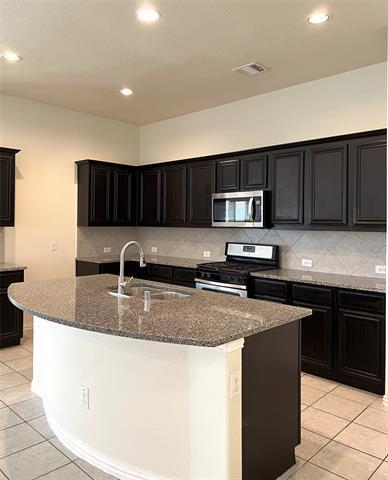 Building Photo - 1700 Emma Pearl Ln