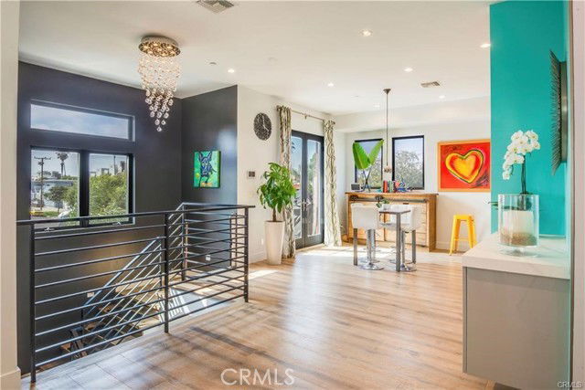 Foto del edificio - 700 S Broadway