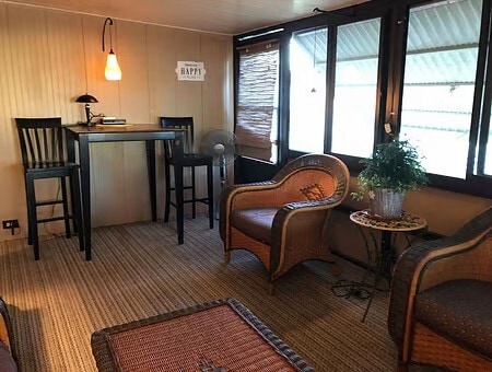 Building Photo - 10821 Wales Loop