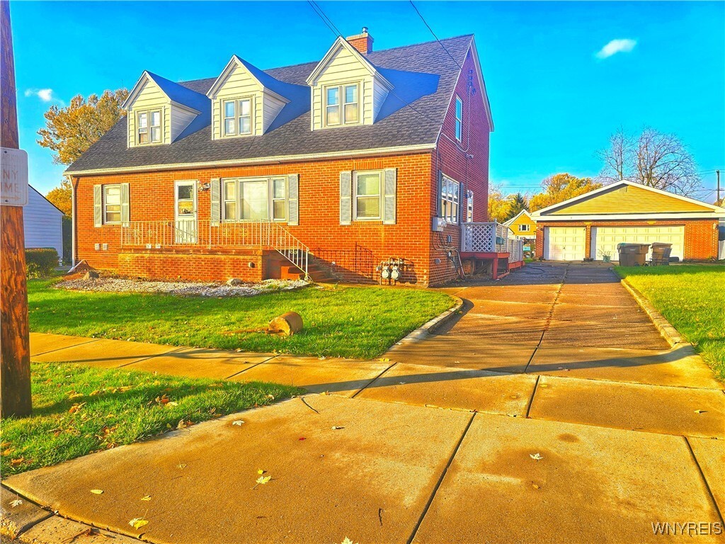 Foto principal - 190 Clover Pl