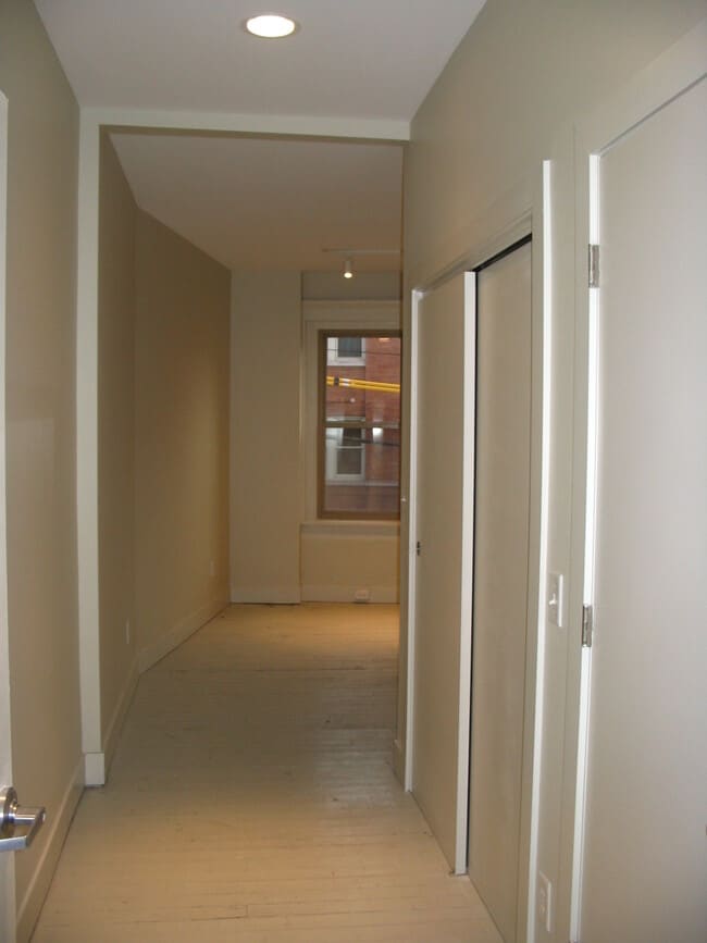 Building Photo - The Day Companies - Short North