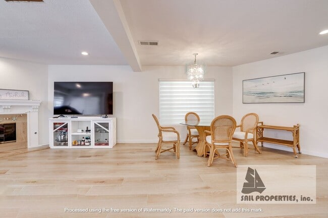 Foto del edificio - Gorgeous beach house with ocean view!